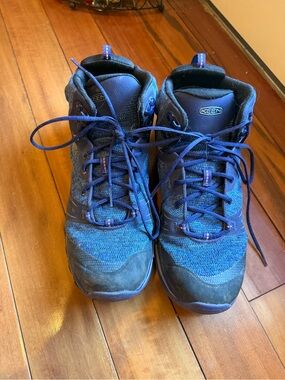 Keen Women's Blue Slip-On Outdoor Shoe
